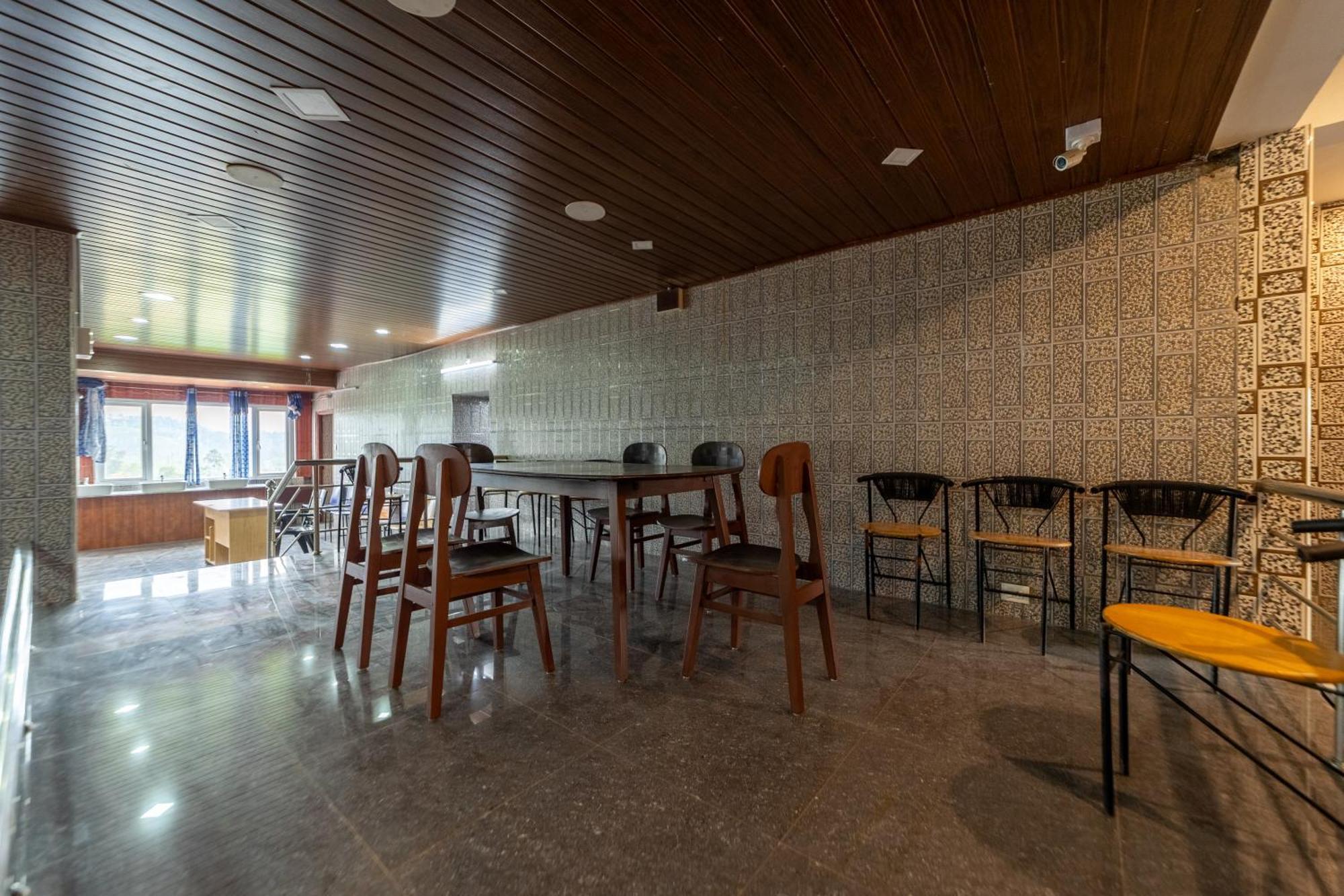 Vālpārai Sri Nandha Luxury Comforts מראה חיצוני תמונה