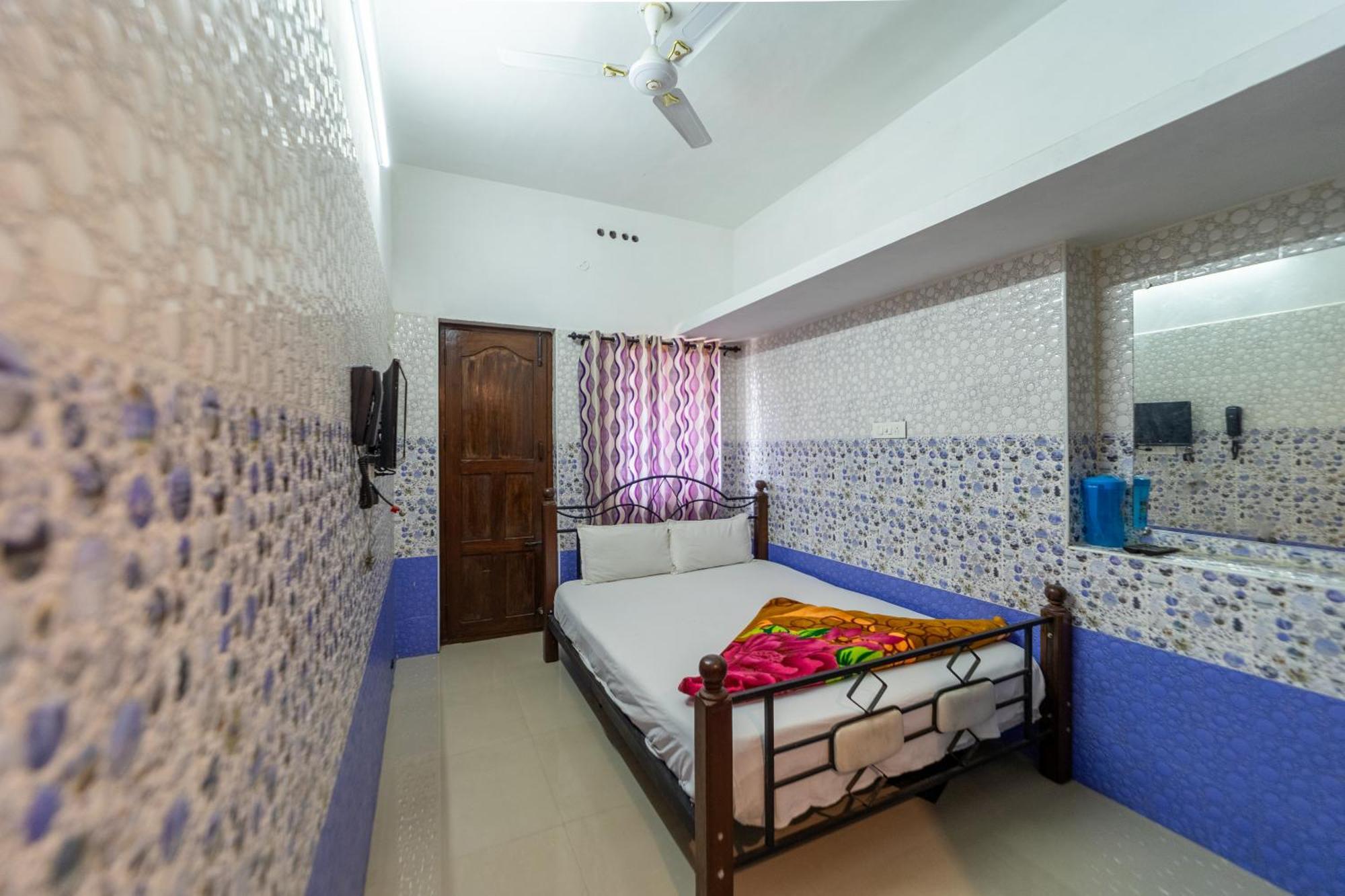 Vālpārai Sri Nandha Luxury Comforts מראה חיצוני תמונה