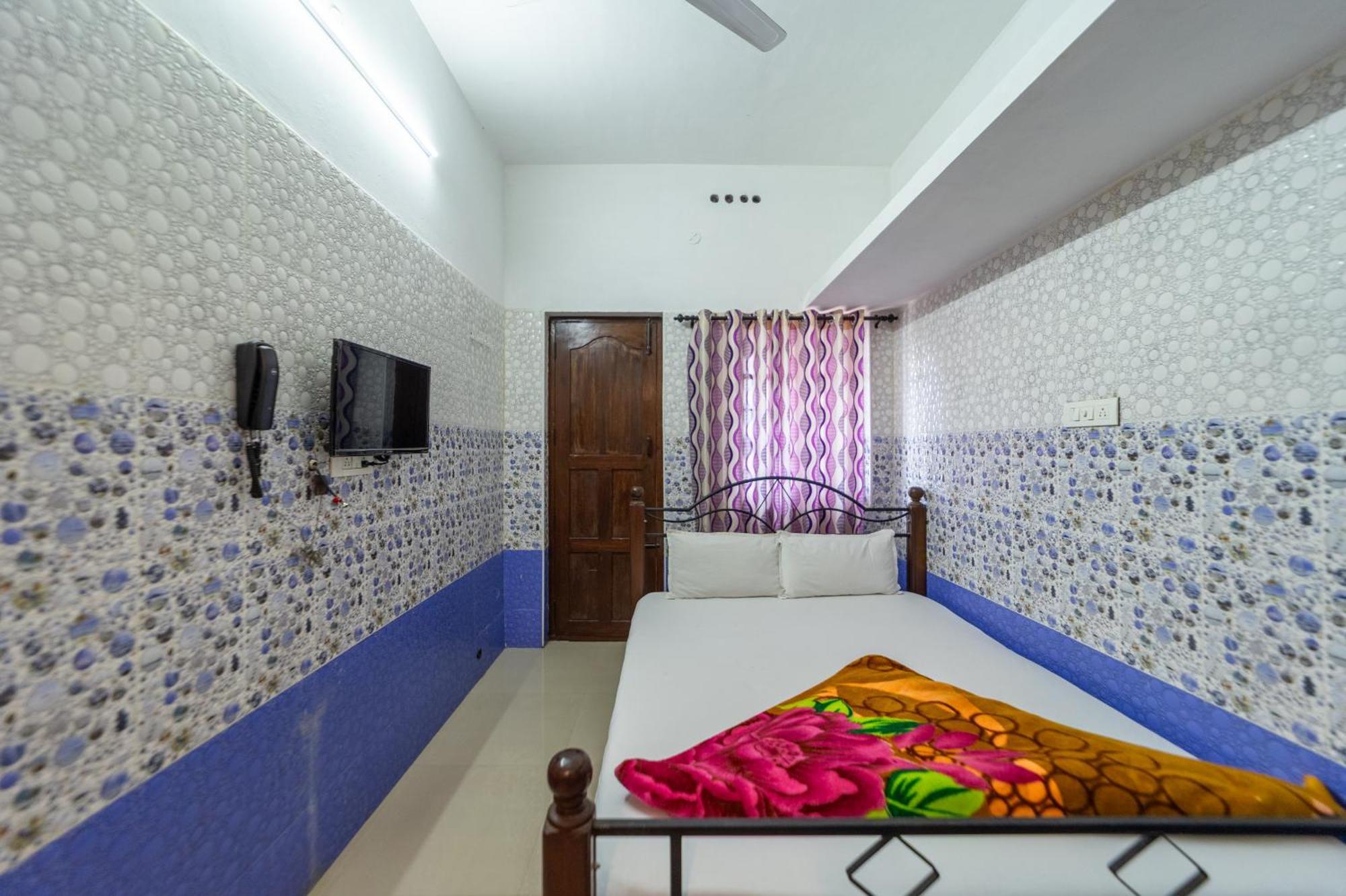 Vālpārai Sri Nandha Luxury Comforts מראה חיצוני תמונה