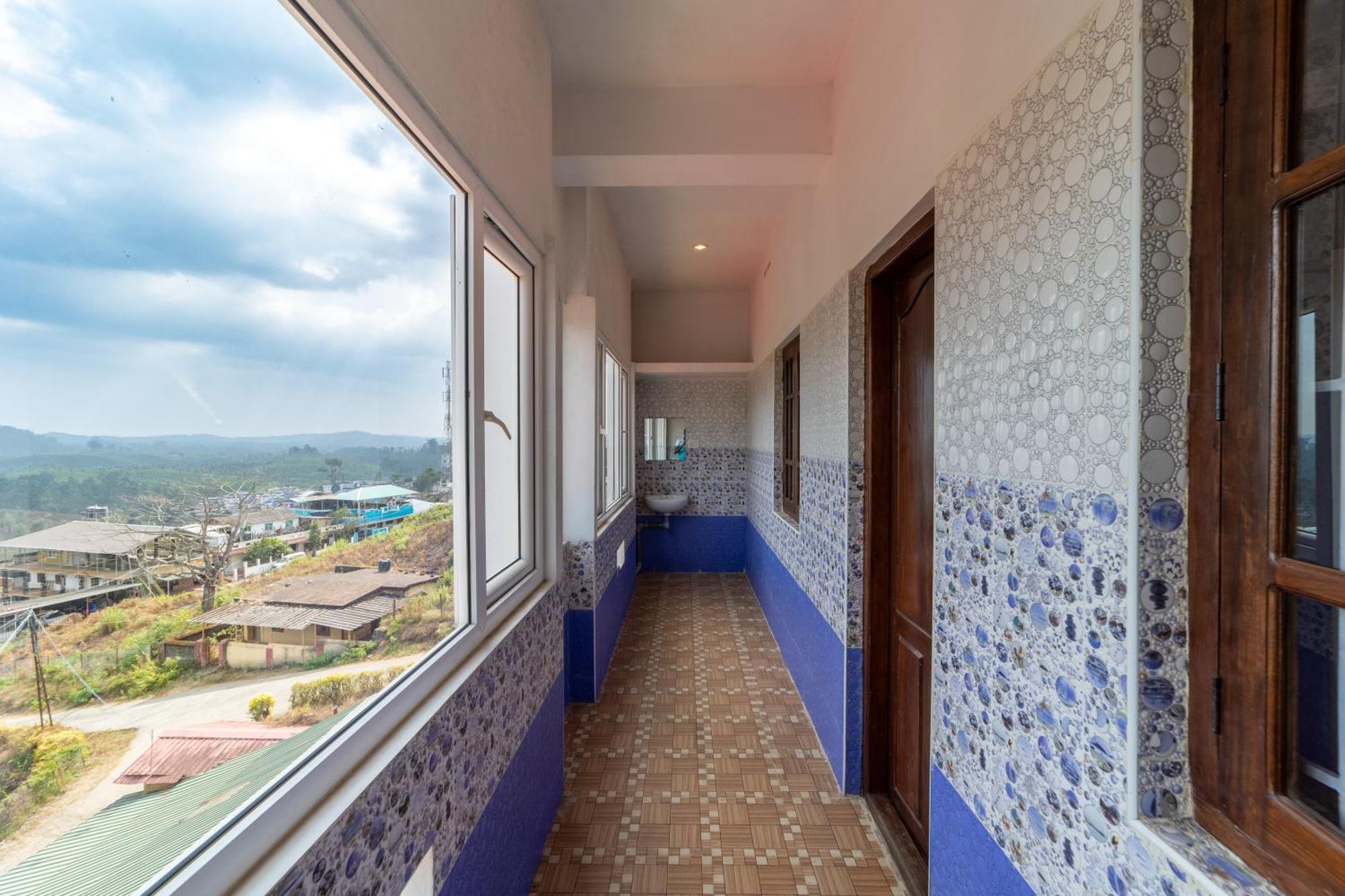Vālpārai Sri Nandha Luxury Comforts מראה חיצוני תמונה